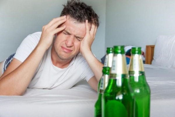 Ăn uống gì để hạn chế tình trạng say rượu P2? 1